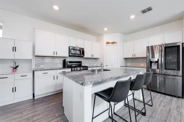 5418 Riverwalk Parkway, Garland, TX 75040