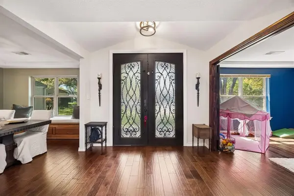 1433 Lincoln Place, Carrollton, TX 75006