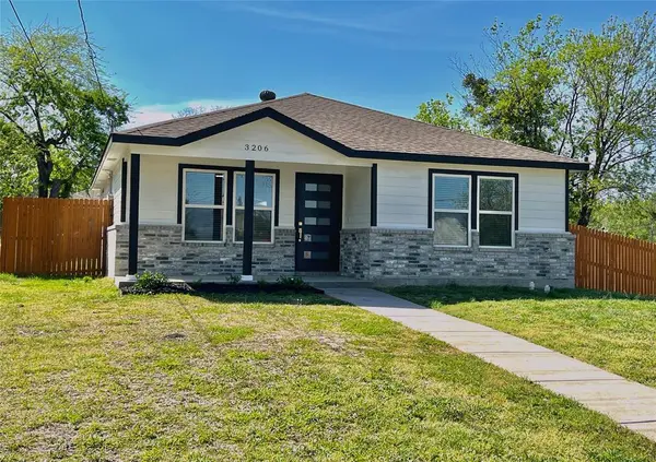 3206 Roberts Street, Greenville, TX 75401