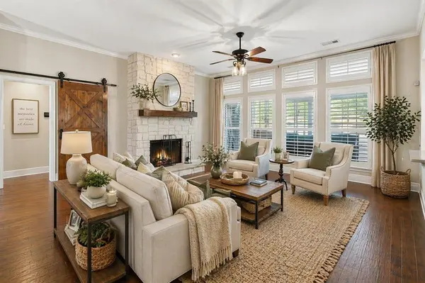 16036 University Drive, Forney, TX 75126