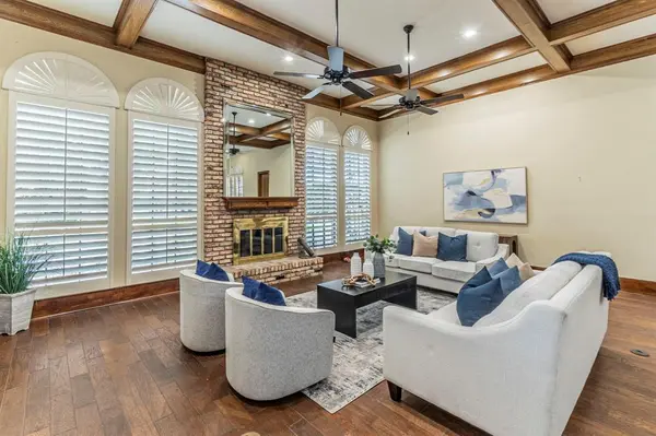 2714 Ridge Top Lane, Arlington, TX 76006