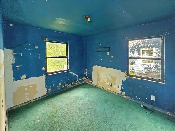 2751 Moffatt Avenue, Dallas, TX 75216