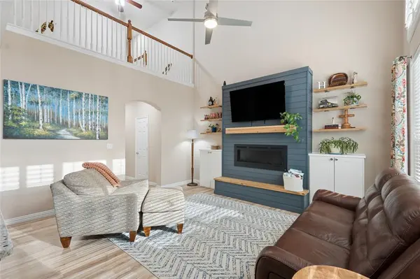 6204 Crescent Street, North Richland Hills, TX 76180