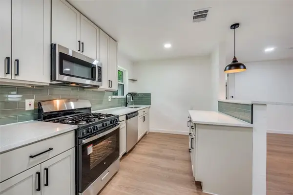 1646 Jackson Street, Grand Prairie, TX 75051