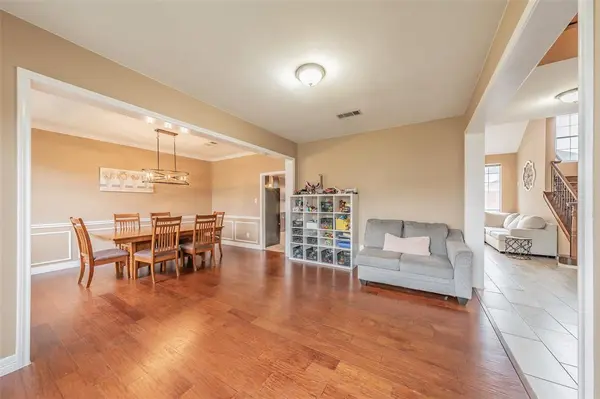 275 Meadowside Drive, Keller, TX 76248