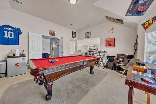 2244 Condor Street, Grand Prairie, TX 75052