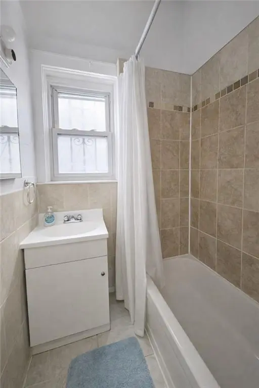 78-80 Victory BLVD, Staten  Island, NY 10301