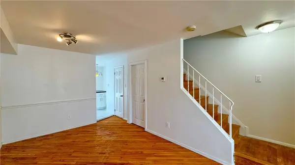 33 Lillie LN, Staten  Island, NY 10314