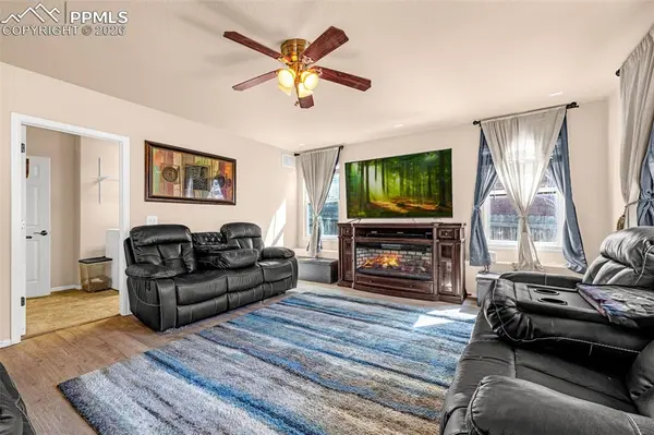 7807 Irish DR, Colorado Springs, CO 80951