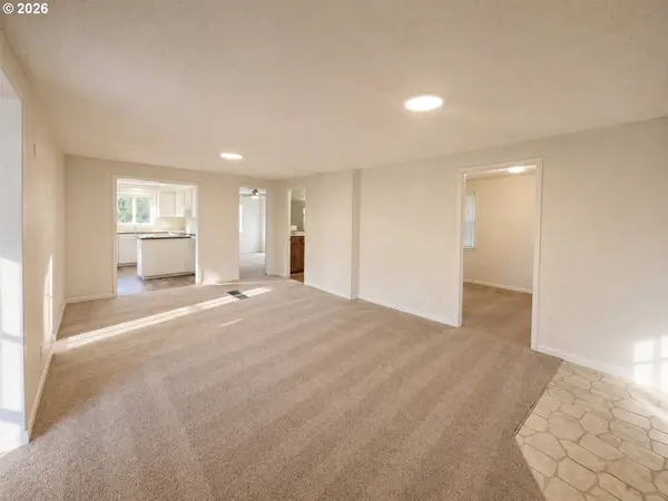 6910 NE 131ST AVE, Vancouver, WA 98682