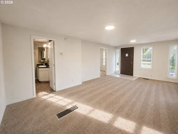 6910 NE 131ST AVE, Vancouver, WA 98682