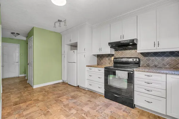 175 Albert ST, New Tecumseth, ON L9R 1W8