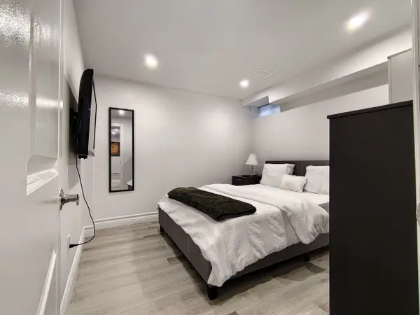 3443 DRUMMOND RD #LOWER, Mississauga, ON L5L 4H3