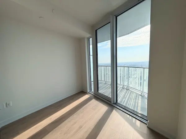 1 Fairview RD #1410, Mississauga, ON L6A 4C6