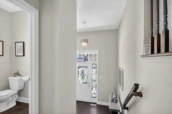 644 Dundonald DR, Barrhaven, ON K2J 6C6