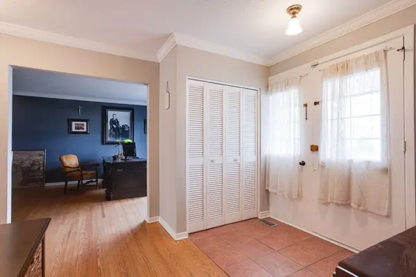 1750 Dorset DR, Alta Vista And Area, ON K1H 5T8