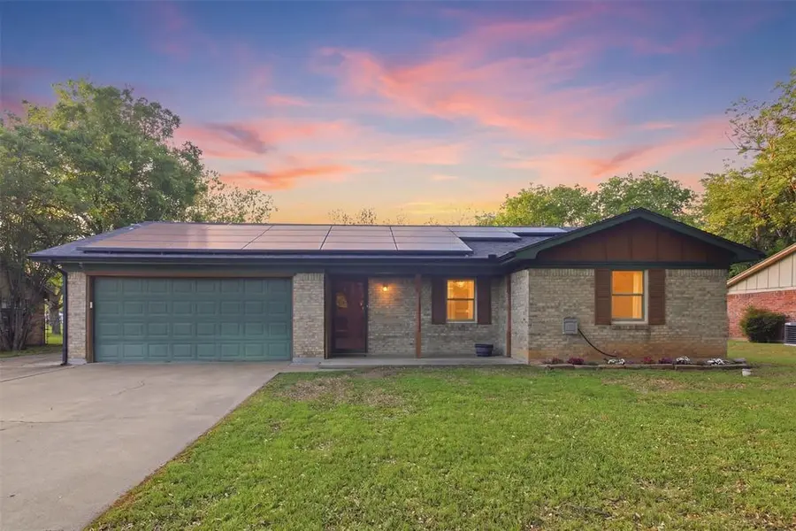 1018 Princeton Place, Cleburne, TX 76033