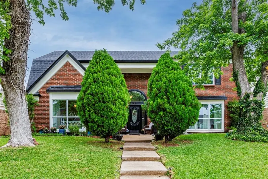 2107 Clearwater Trail, Carrollton, TX 75010