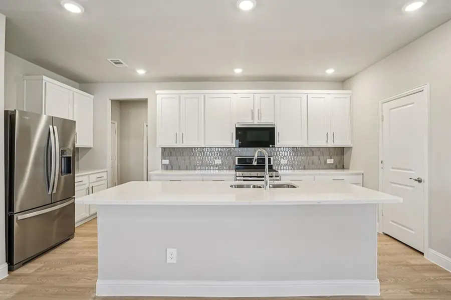 2211 Currents Road, Princeton, TX 75407