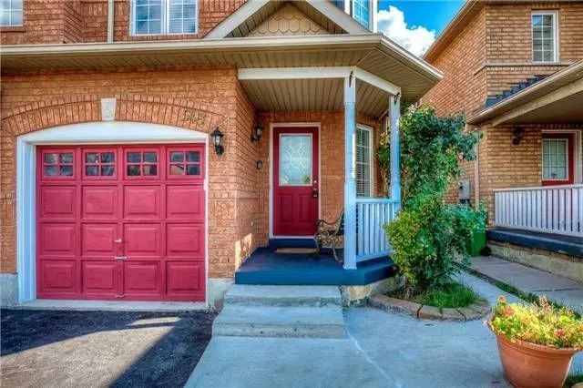 Upper - 548 Garden WALK, Mississauga, ON L5W 1W1