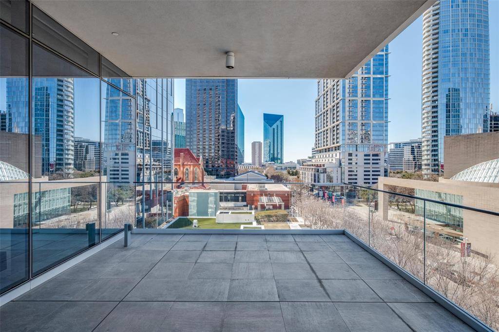 1747 Leonard Street #403, Dallas, TX 75201
