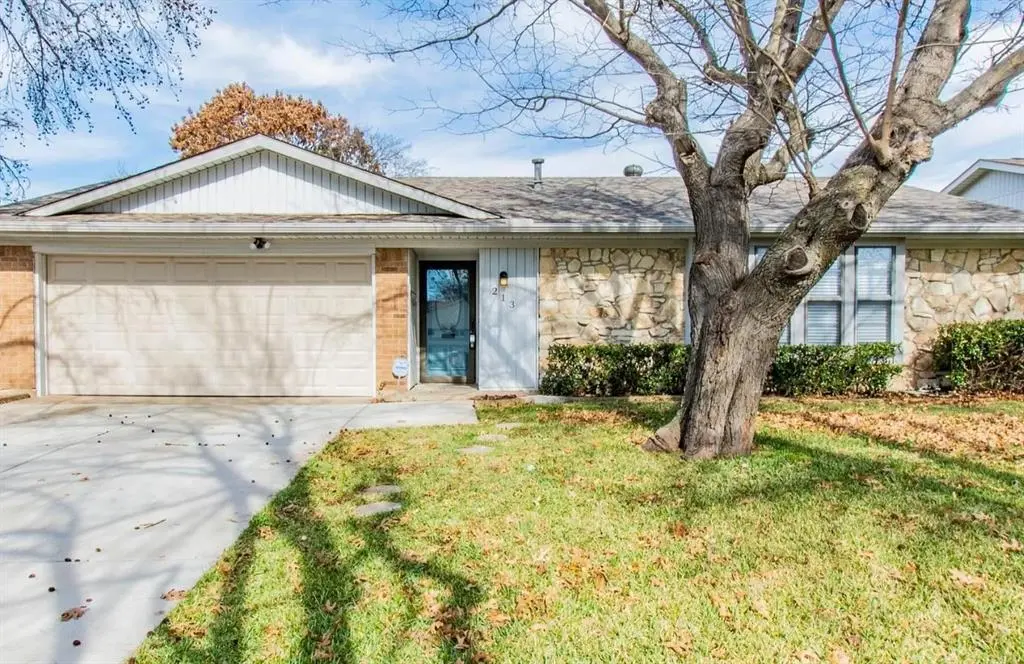 213 Melinda Drive, Mesquite, TX 75149