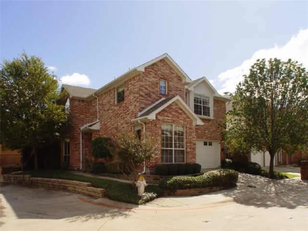 17348 Remington Park Circle, Dallas, TX 75252