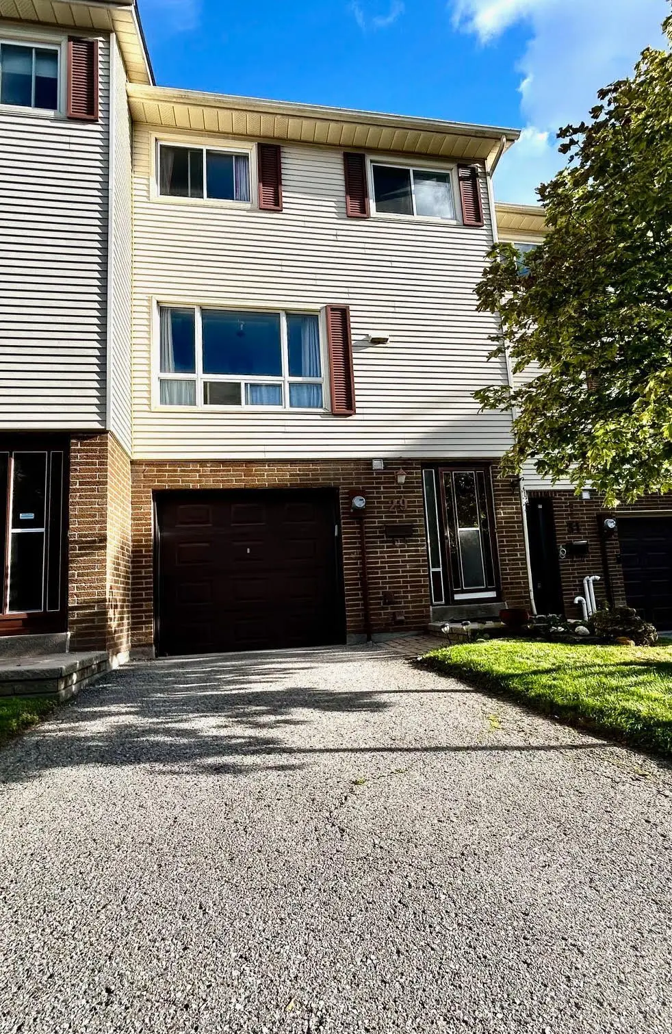 29 Jenny Wrenway N/A, Toronto C15, ON M2H 2Y8