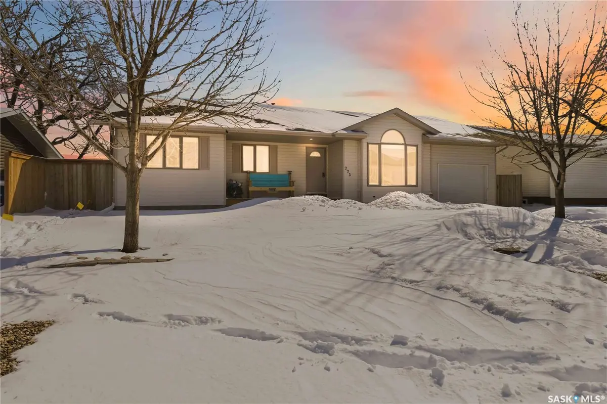 775 1st AVENUE N, Martensville, SK S0K 2T2
