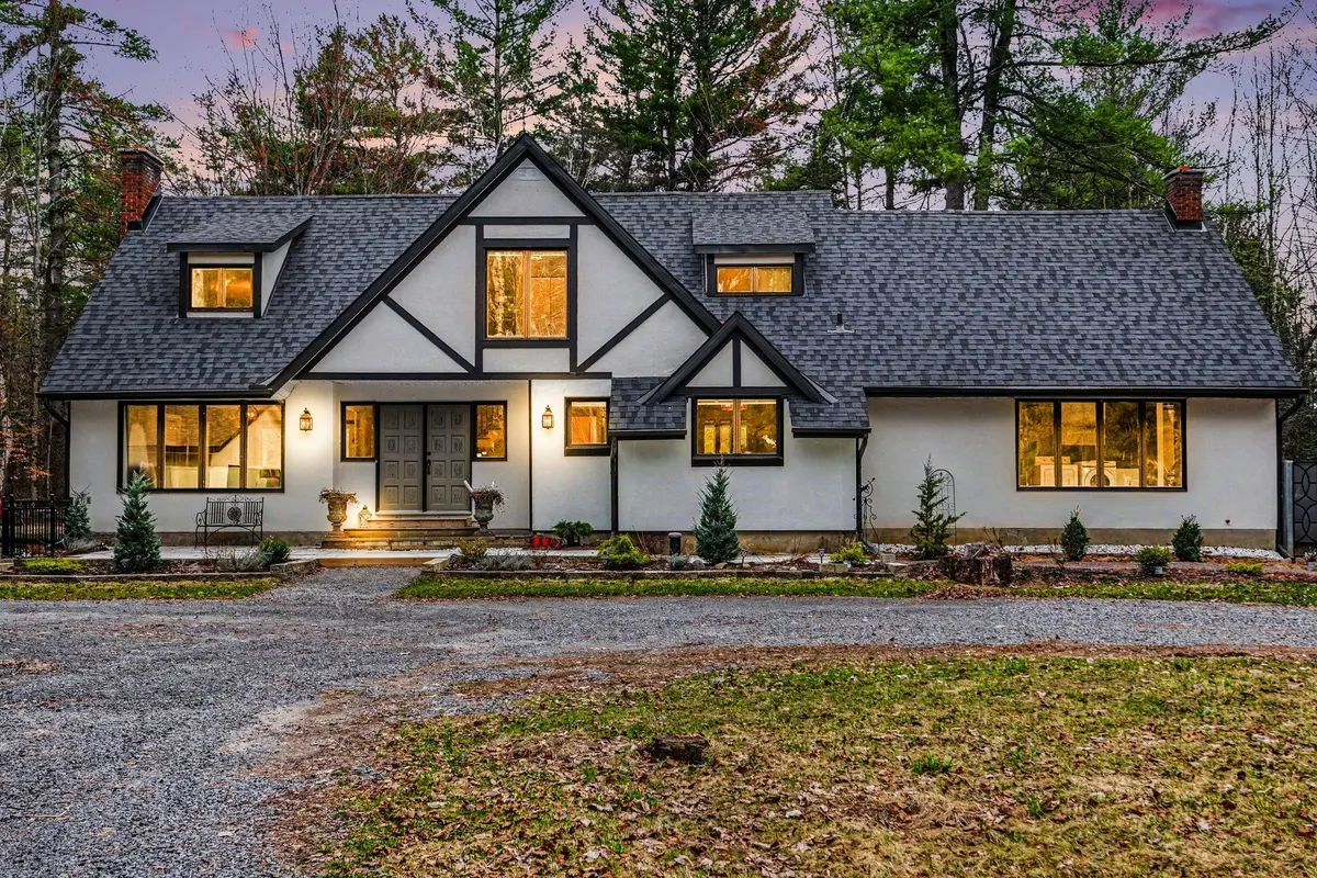 2844 Old Almonte RD, Carp - Huntley Ward, ON K0A 1L0