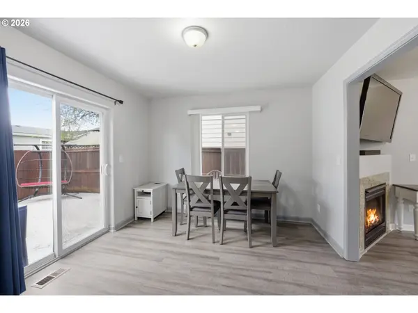 406 SUNSET CT, Amity, OR 97101