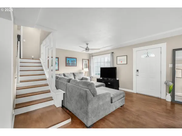 1411 DIVISION ST, Oregon City, OR 97045