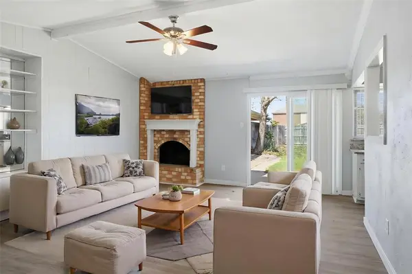 1917 Aspen Lane, Garland, TX 75044