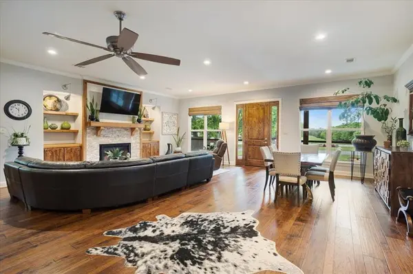 6027 Fm 697, Sherman, TX 75090