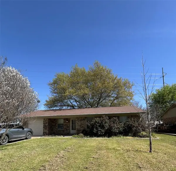 405 Canton Avenue, Wills Point, TX 75169