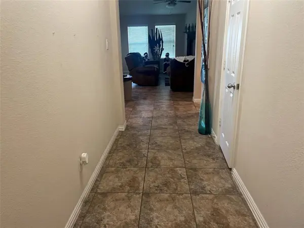 6174 Baggins Street, Fort Worth, TX 76179