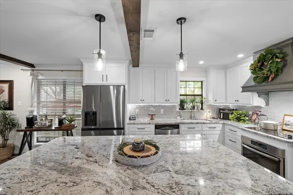 805 Imperial Lane, Corsicana, TX 75110