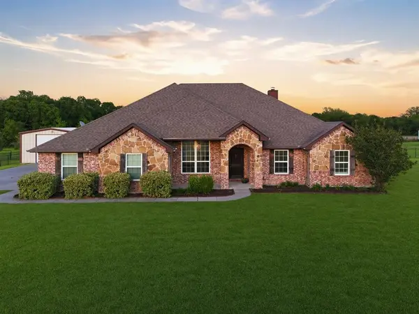 1030 Lester Burt Road, Farmersville, TX 75442