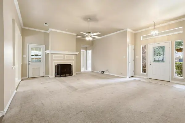 210 Bryant Street, Pottsboro, TX 75076