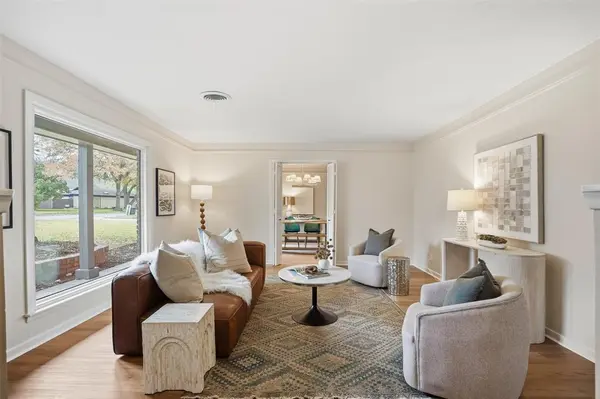 8625 Marys Creek Drive, Benbrook, TX 76116