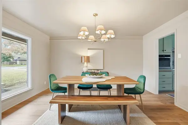 8625 Marys Creek Drive, Benbrook, TX 76116