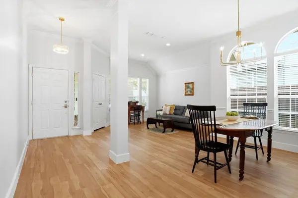 112 Silkwood, Grapevine, TX 76051