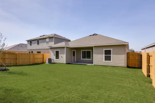 1721 Paul Drive, Seagoville, TX 75159