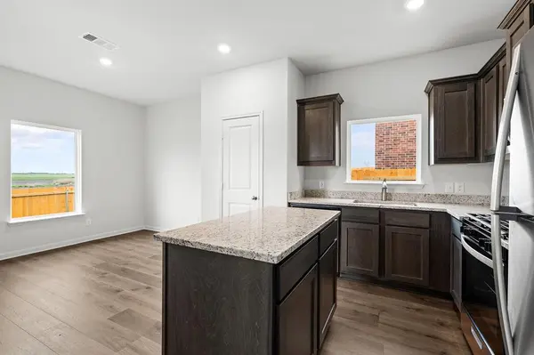 136 Condie Russell Avenue, Venus, TX 76084