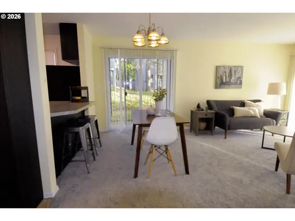 4418 SW DICKINSON ST #43, Portland, OR 97219