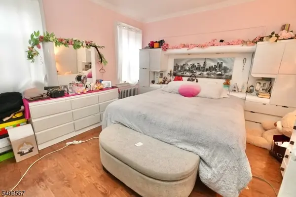 99 Grafton Ave, Newark City, NJ 07104