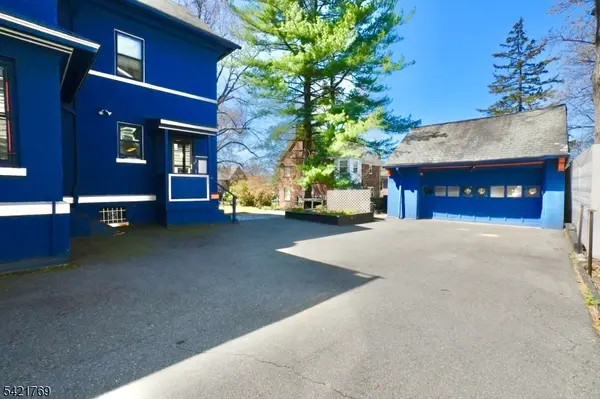 59 Berkeley Ave, Newark City, NJ 07104