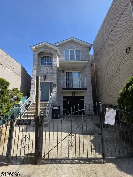 135 Highland Ave, Newark City, NJ 07104