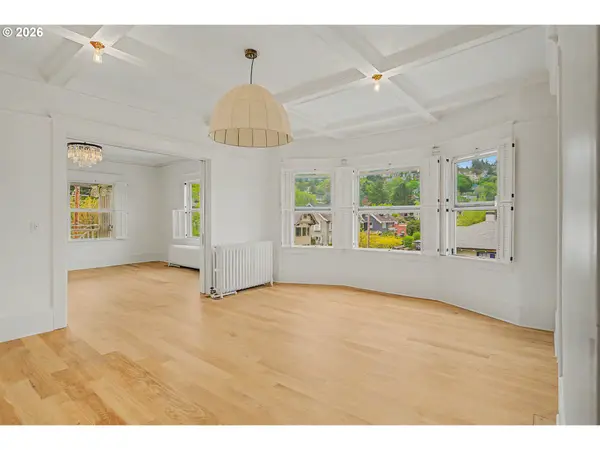 2387 NW NORTHRUP ST #9, Portland, OR 97210