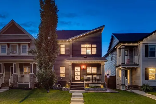 205 Copperpond Parade SE, Calgary, AB T2Z 5B2